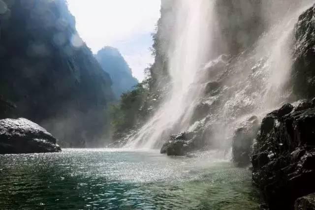 “龙经济”热度狂飙，联名周边炙手可热，海外订单激增