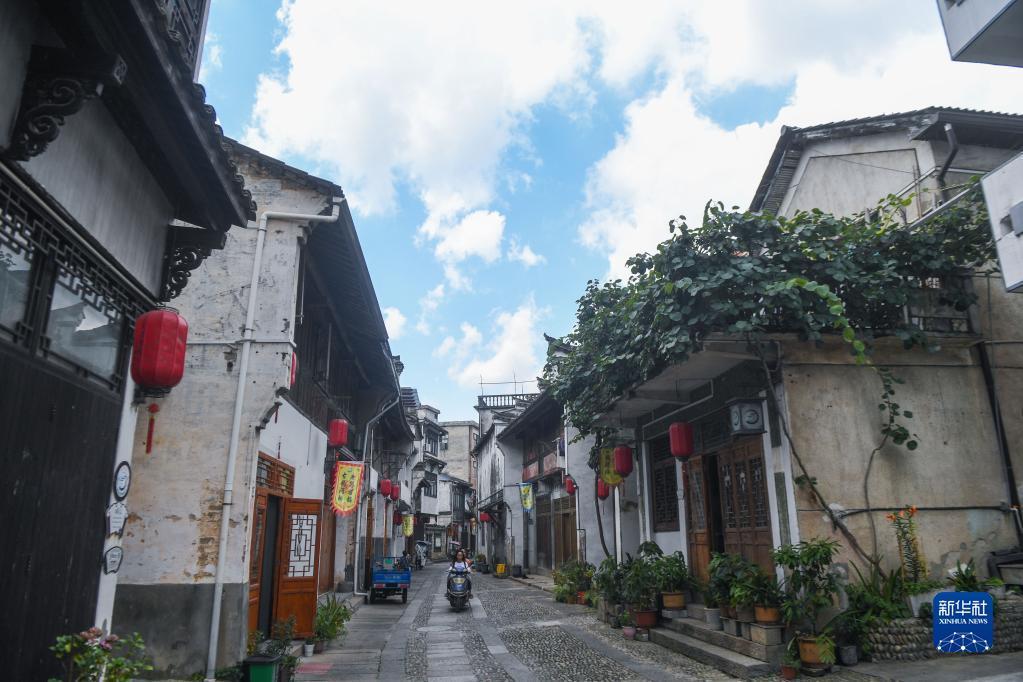 东方钽业:中诚信绿金科技(北京)有限公司对公司ESG评级为A-,公司ESG总体表现良好